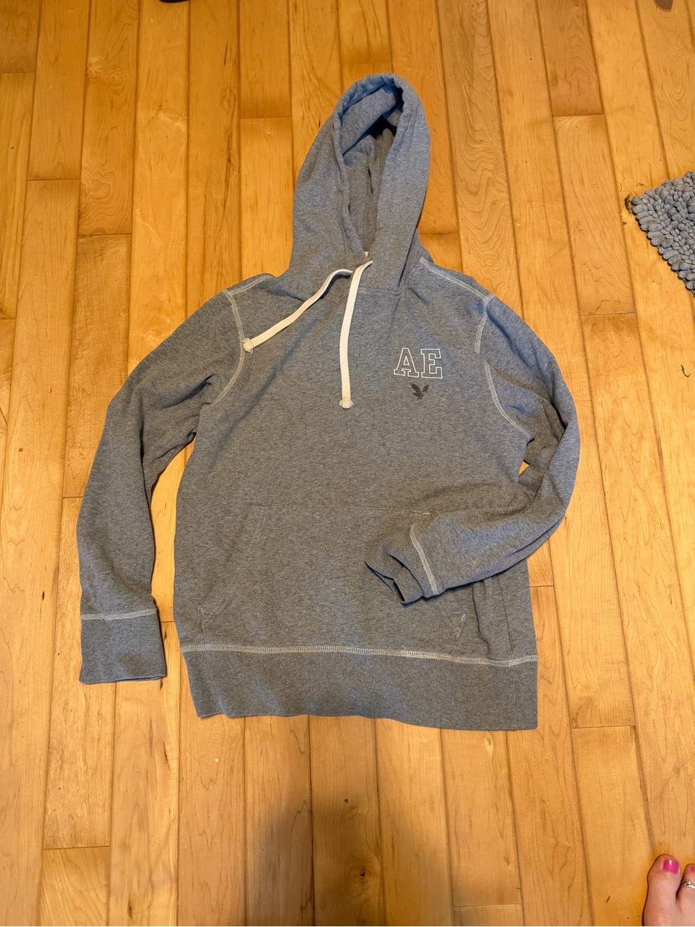 American Eagle Outfitters Men's Heather Gray Hooded Sweatshirt with AE Logo